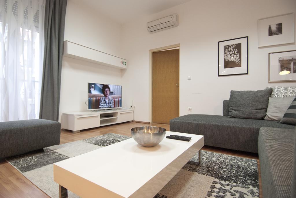 City Lights Apartment Zagreb Exterior foto