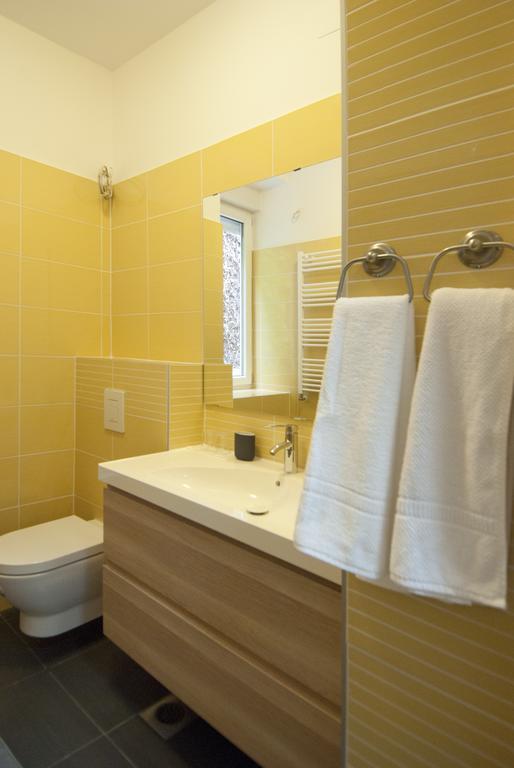 City Lights Apartment Zagreb Exterior foto